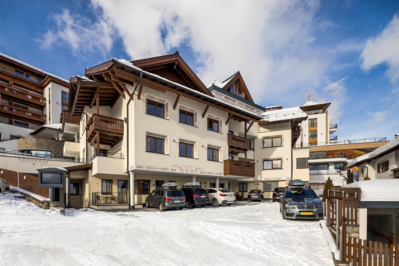 Apart-Hotel Aurora Fiss Exterior photo