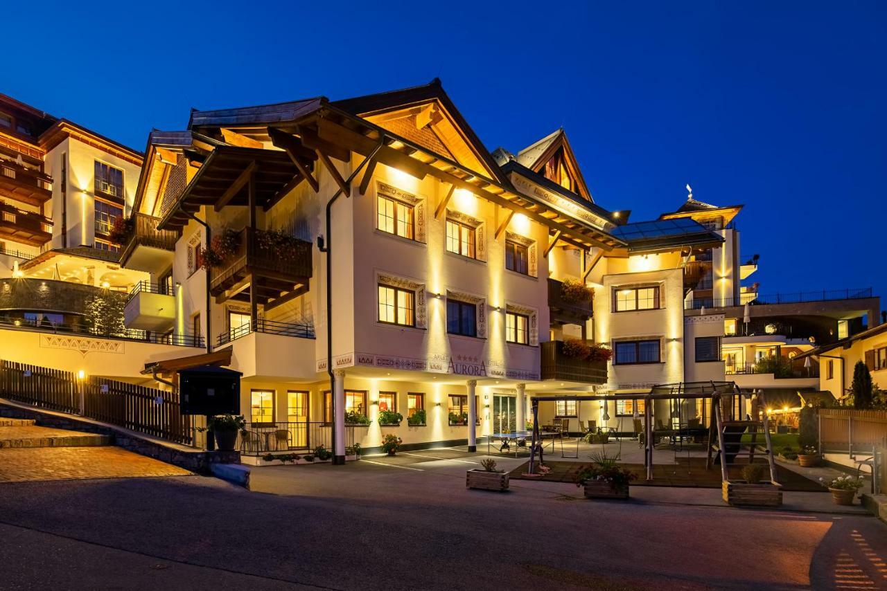 Apart-Hotel Aurora Fiss Exterior photo